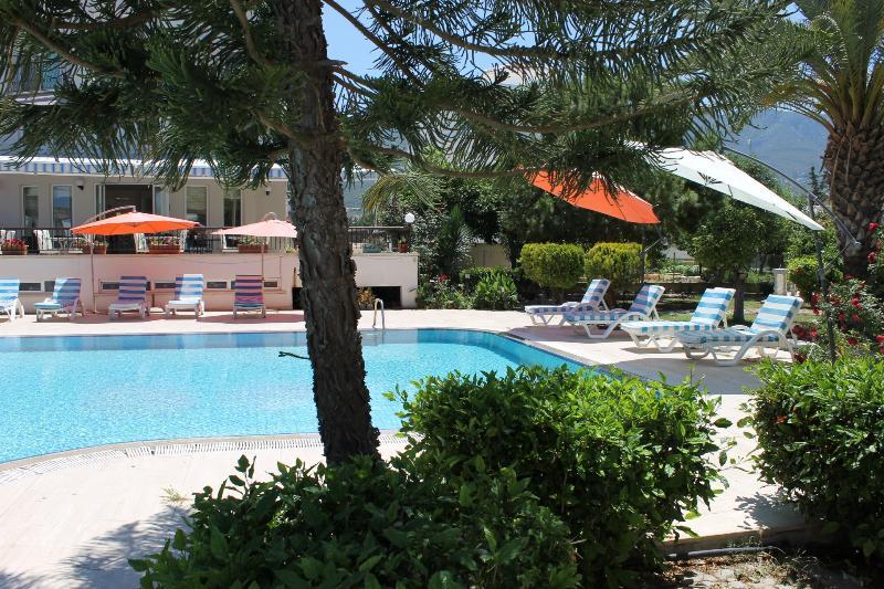 The Prince Inn Hotel & Villas Agios Georgios  المظهر الخارجي الصورة