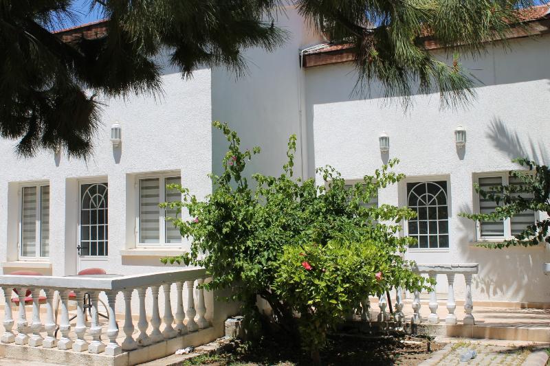 The Prince Inn Hotel & Villas Agios Georgios  المظهر الخارجي الصورة